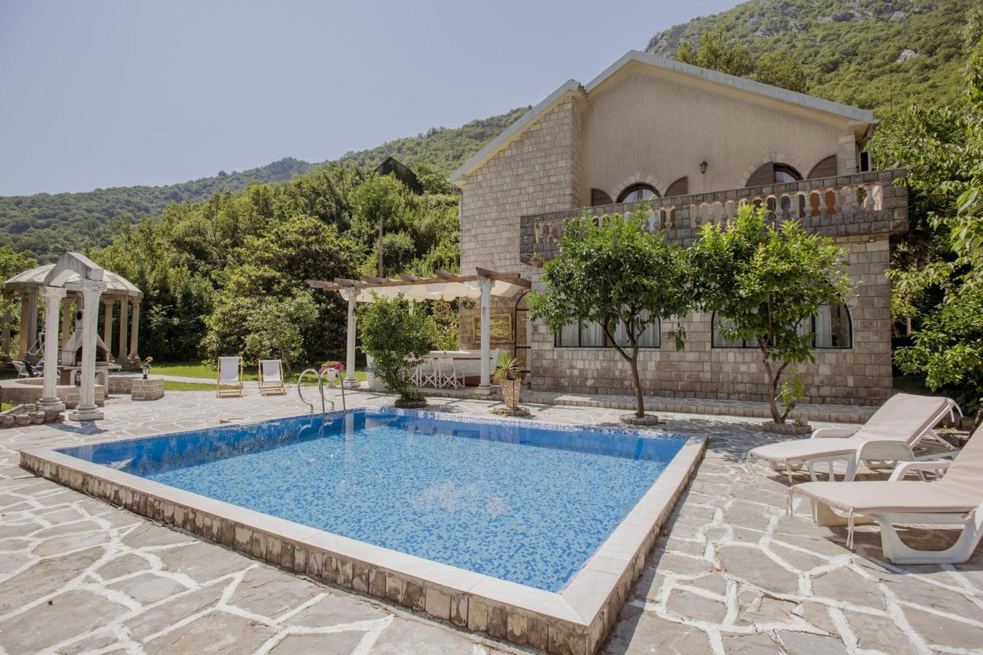 Villa D'Amore Montenegro Donji Morinj Εξωτερικό φωτογραφία